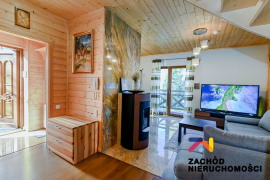 Luksus pod Strzechą z Prywatnym Pomostem